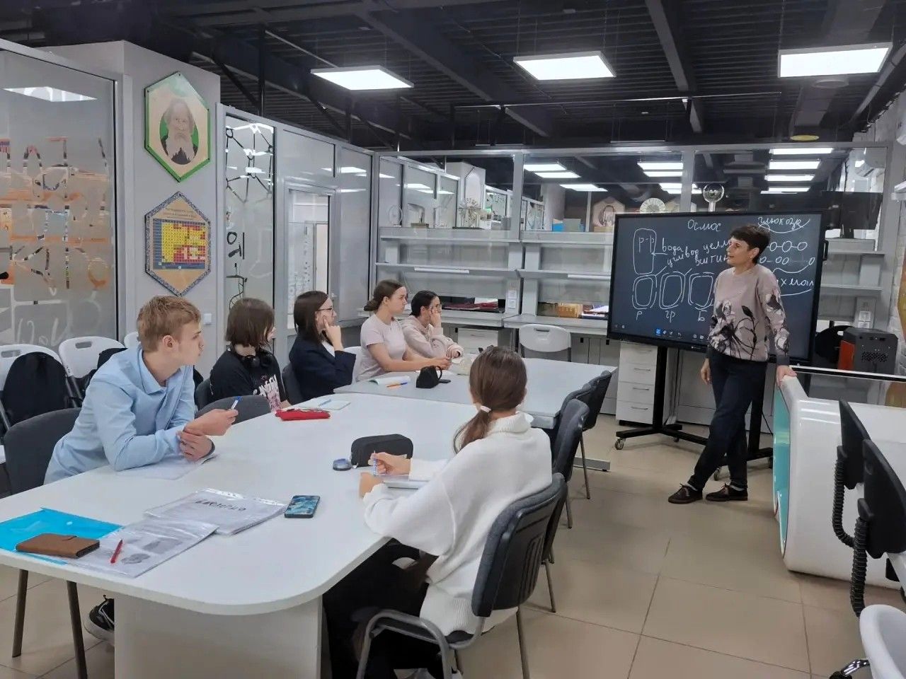 Старт дан! Началось обучение по программе «Путь к победе: подготовка к биологическим олимпиадам»